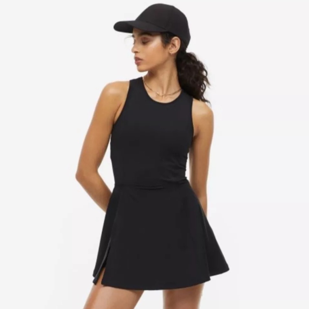 H&M Women’s DRYMOVE™ TENNIS DRESS BLACK SIZE: Medium